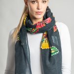 SCIARPA LANA RICAMATA