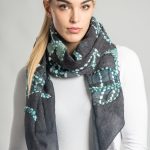 SCIARPA LANA RICAMATA